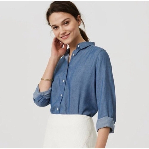 LOFT Chambray Denim Shirt Women's Blue Long Sleeve Button Down Top Size Medium - Picture 1 of 6